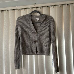 H&M Women’s Grey Sweater Size XS